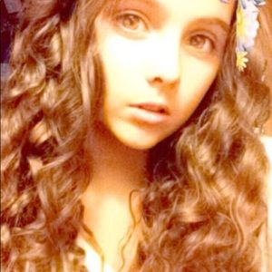 Meet your Posher, Katelyn